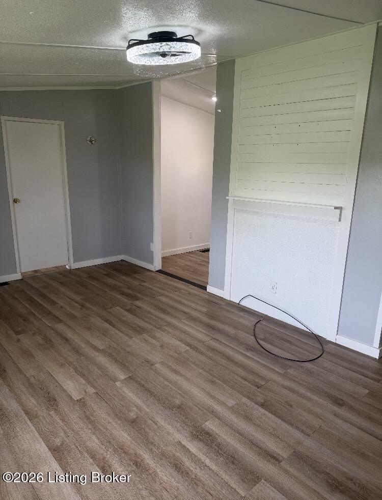 8460 Bloomfield Rd Property Photo 10