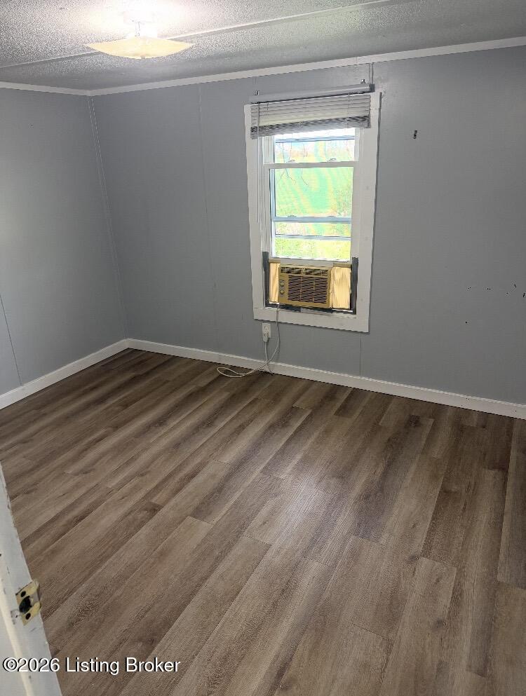 8460 Bloomfield Rd Property Photo 11