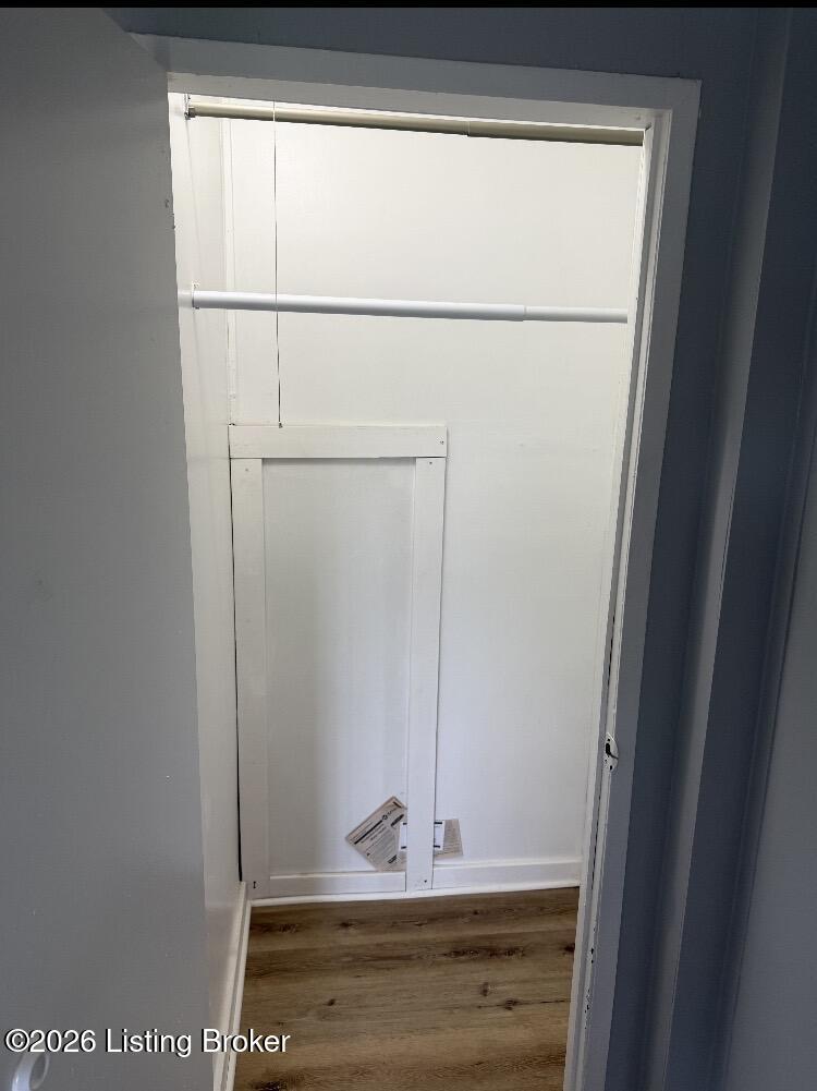 8460 Bloomfield Rd Property Photo 17