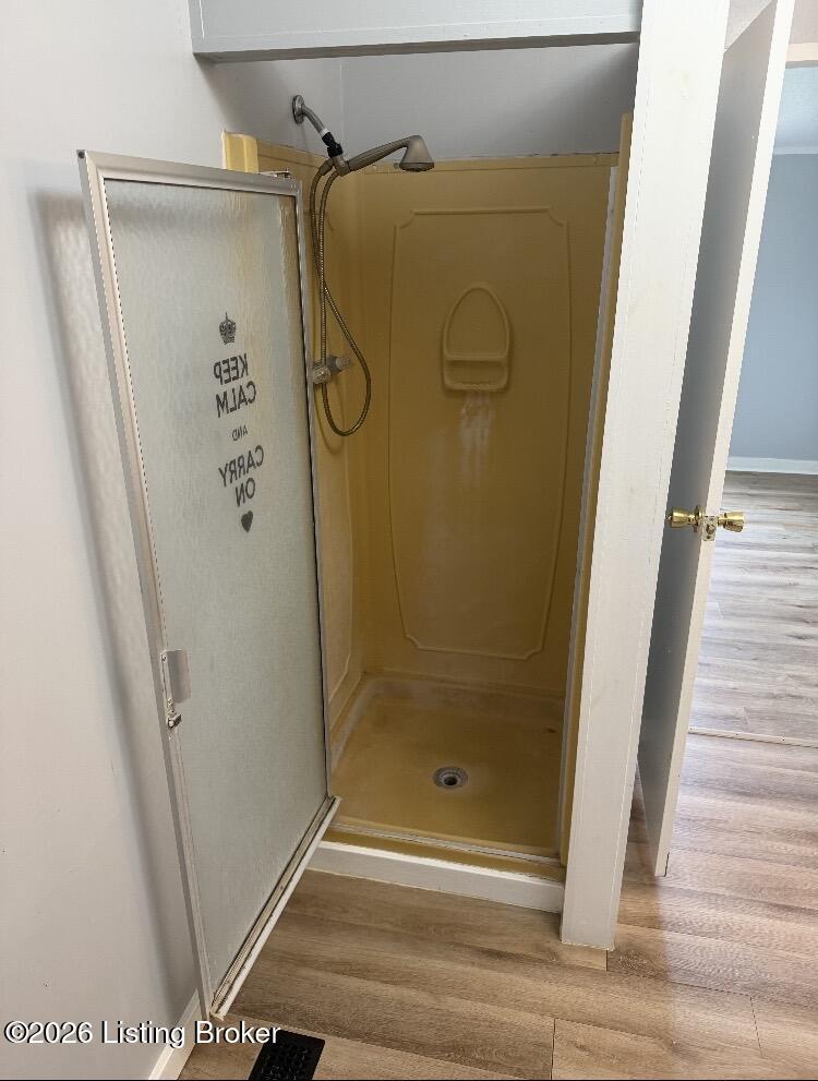 8460 Bloomfield Rd Property Photo 18