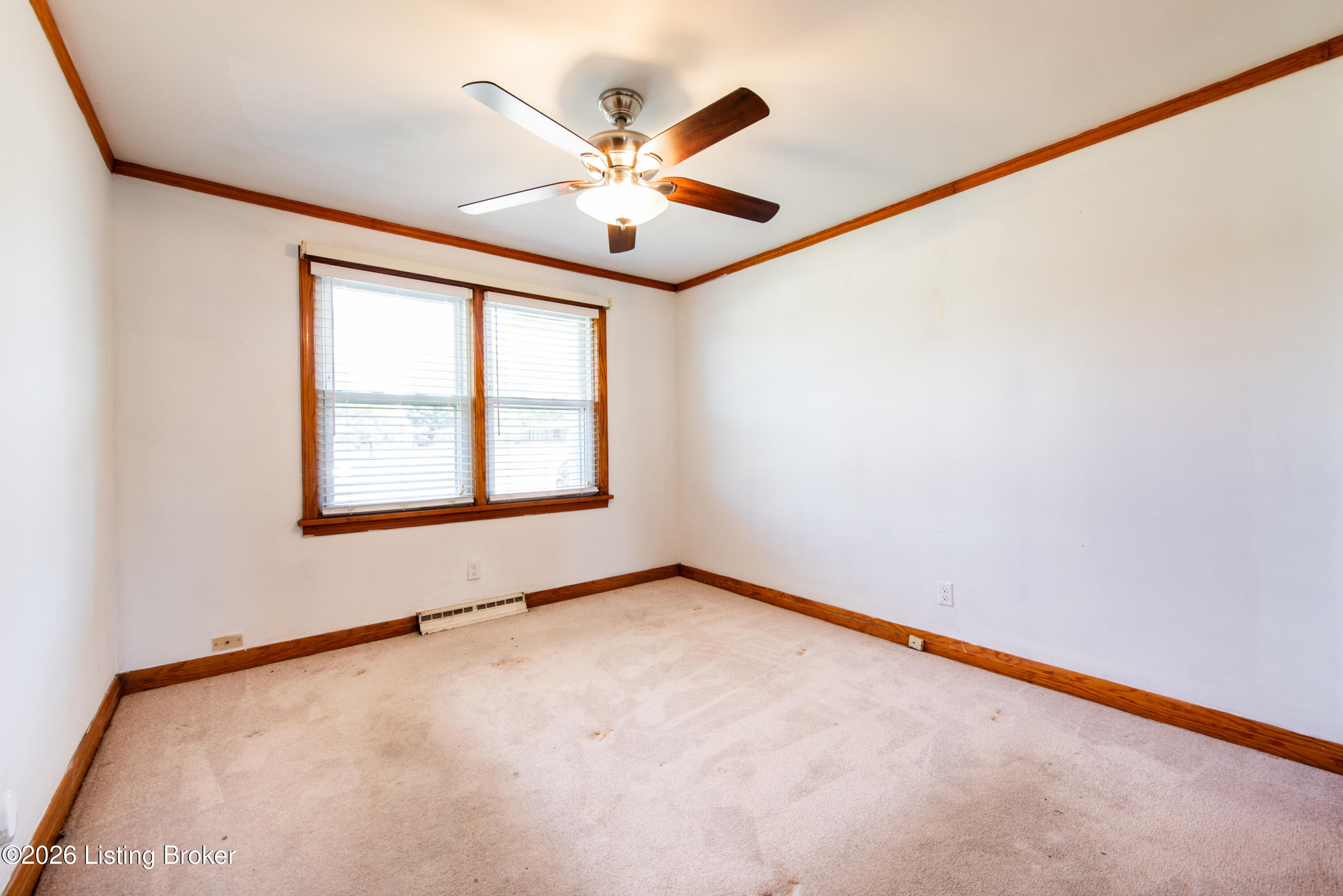 2528 Hampstead Dr Property Photo 20