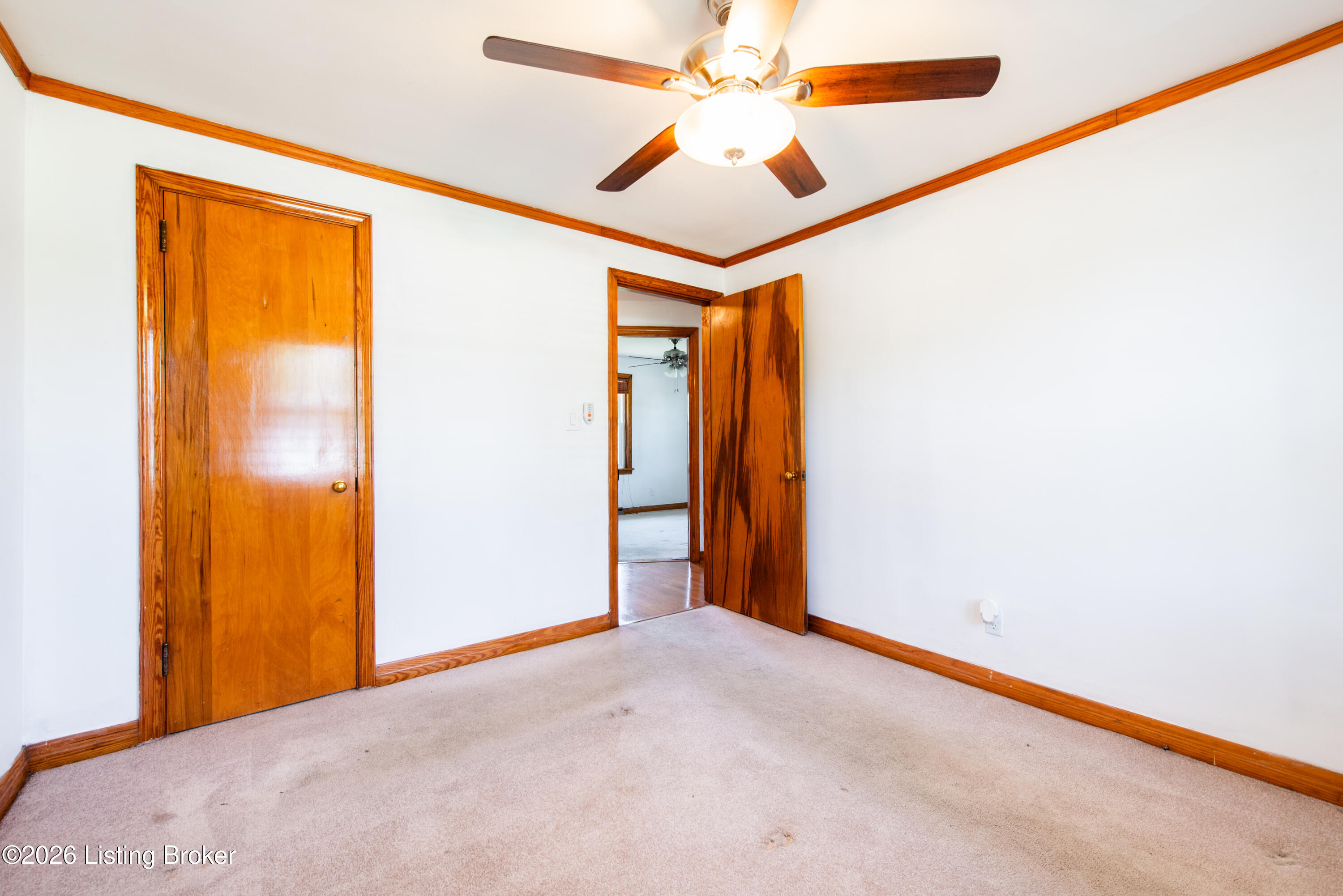 2528 Hampstead Dr Property Photo 21