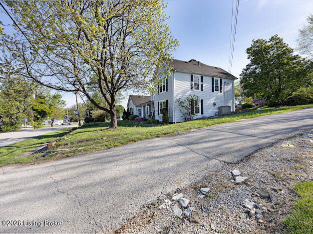 110 Holy Cross Rd Property Photo 4