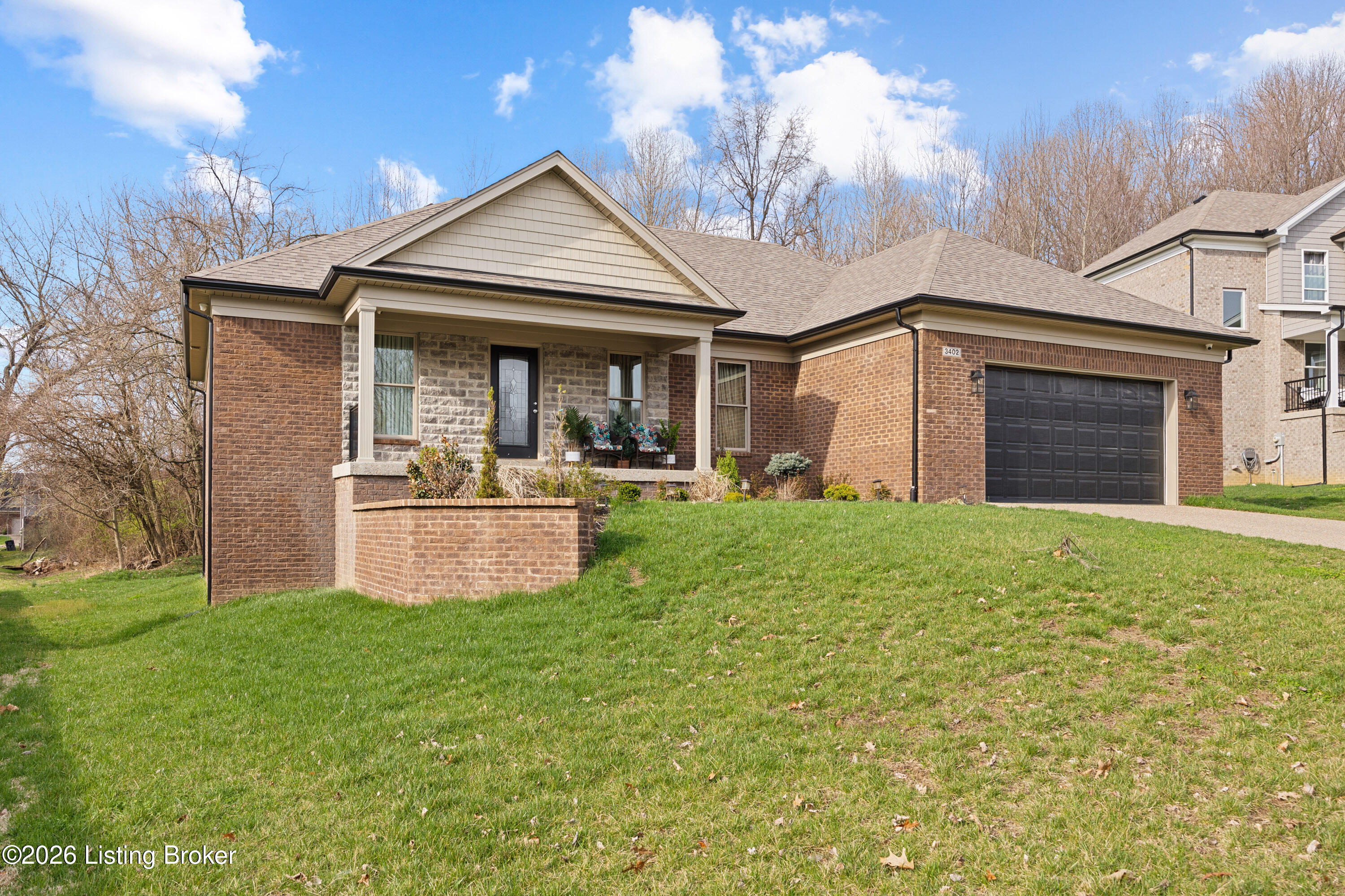 3402 Westhill Cir Property Photo 2