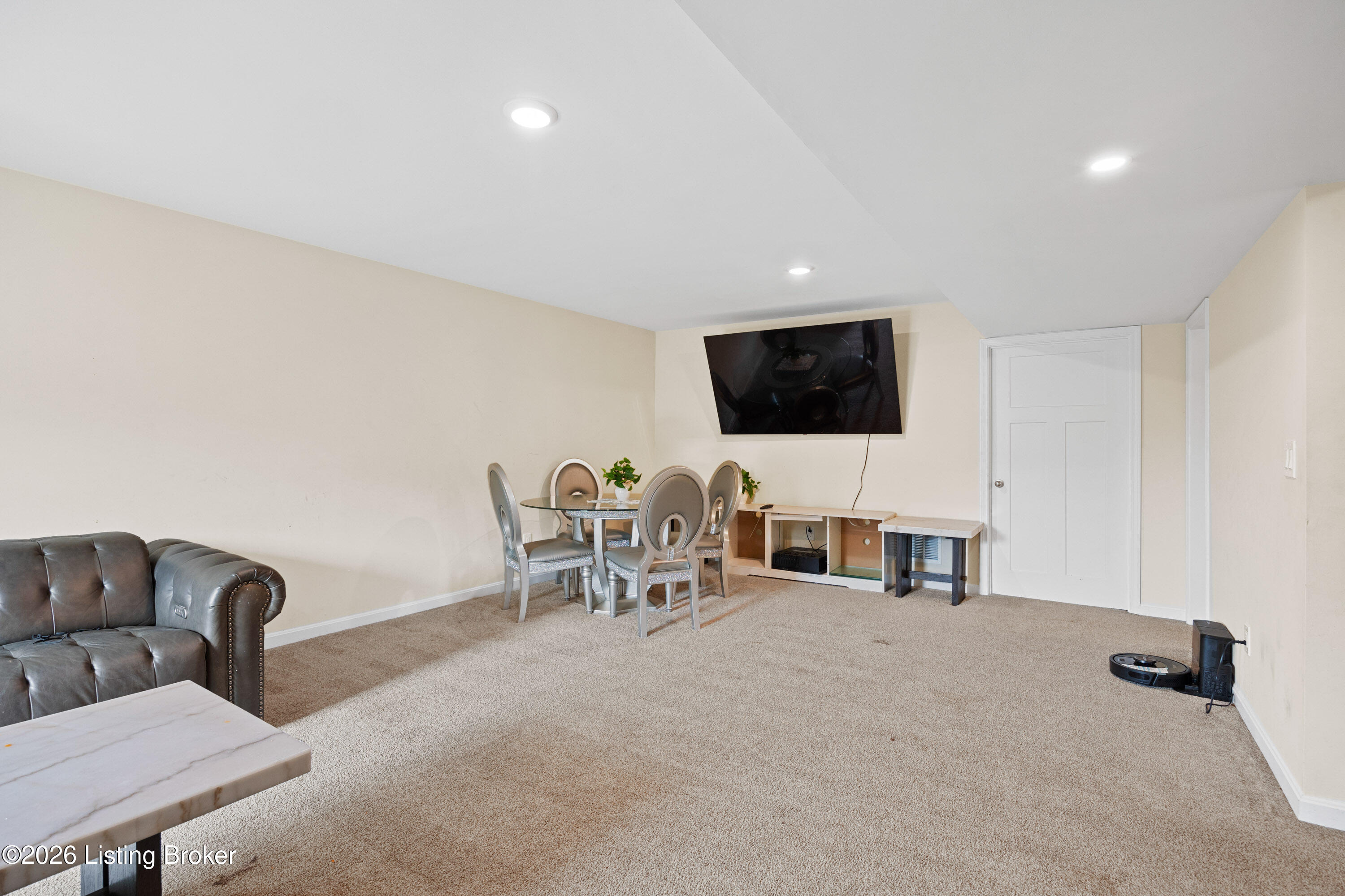 3402 Westhill Cir Property Photo 25