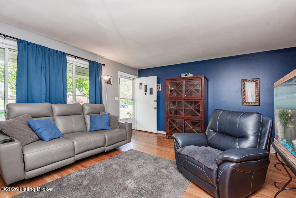 8309 Aspen Ave Property Photo 4