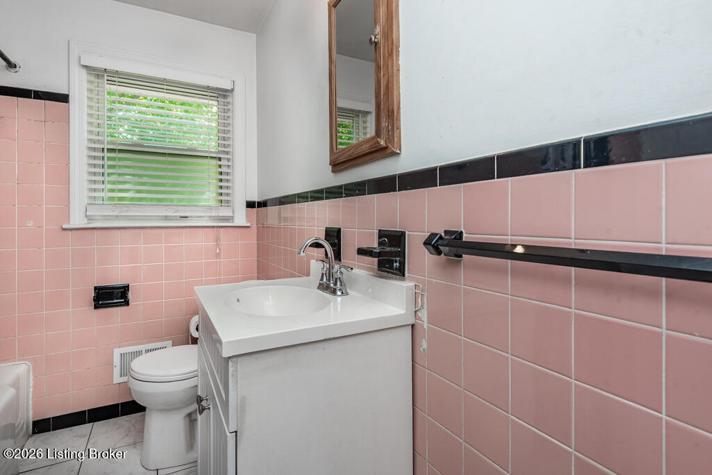 8309 Aspen Ave Property Photo 11