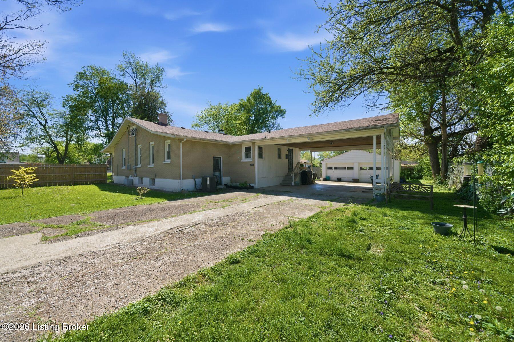 2029 Rockford Ln Property Photo 48