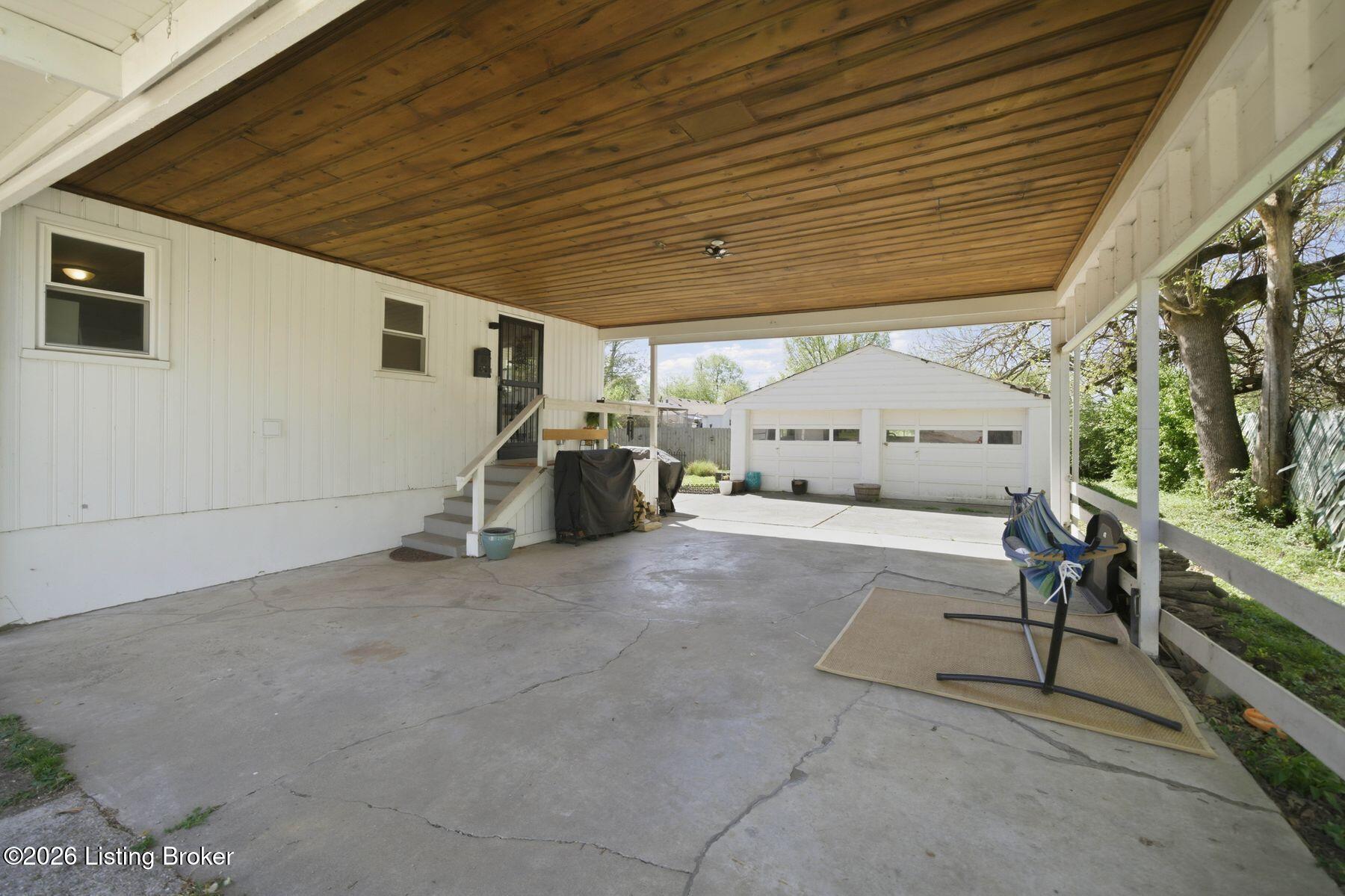 2029 Rockford Ln Property Photo 49