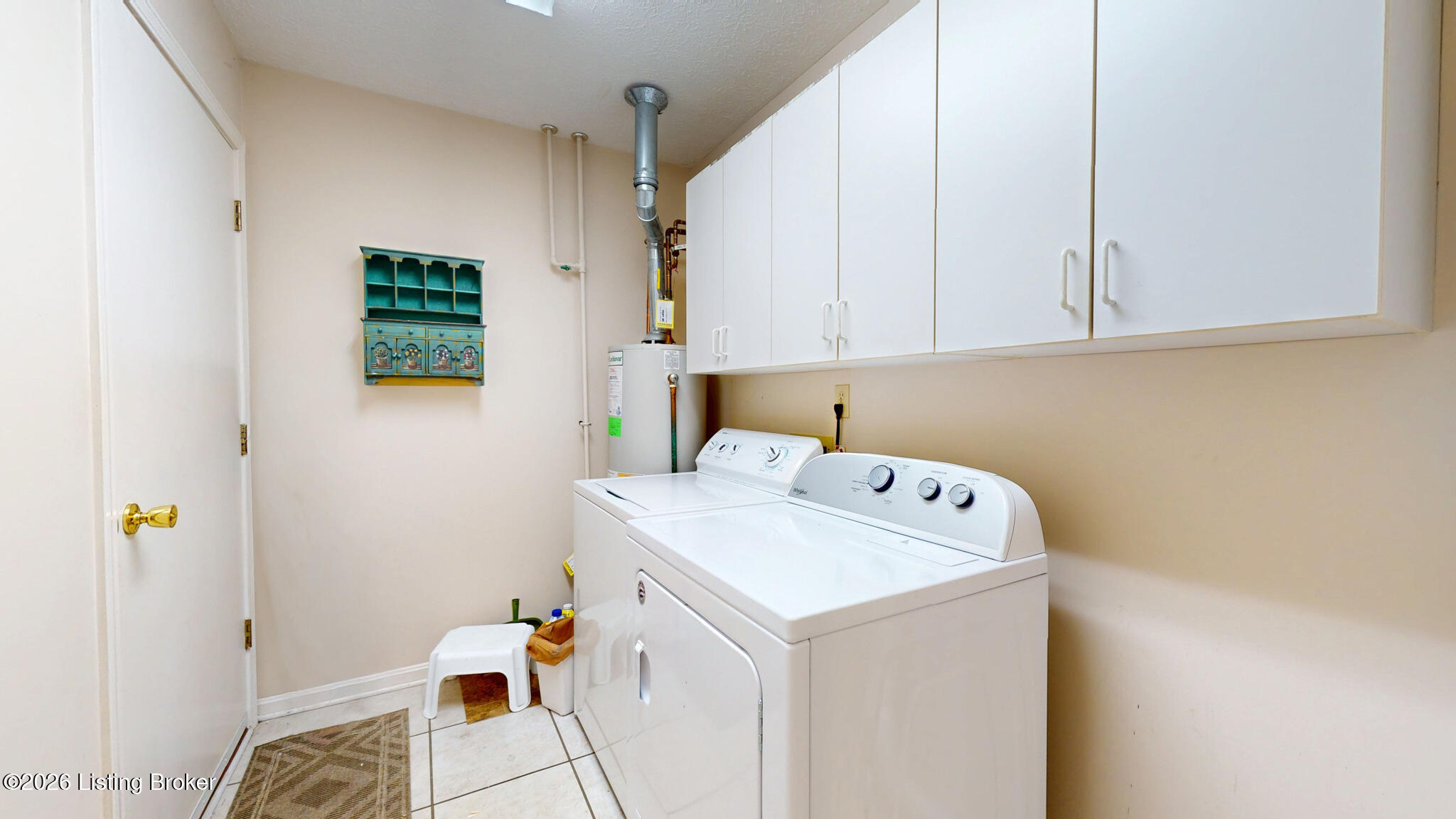 3827 Greenhurst Dr Property Photo 10