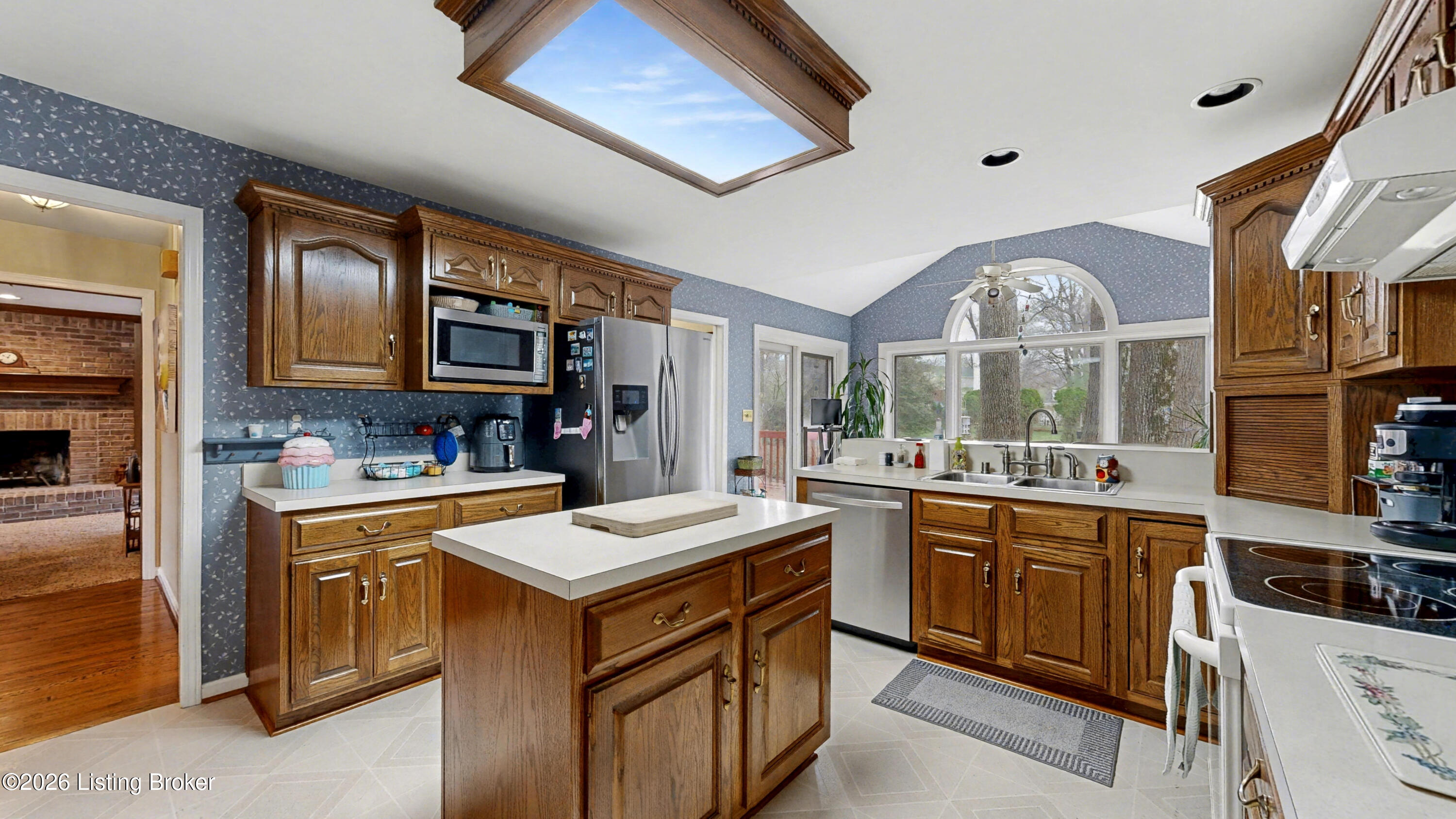10935 Old Harrods Woods Cir Property Photo 15