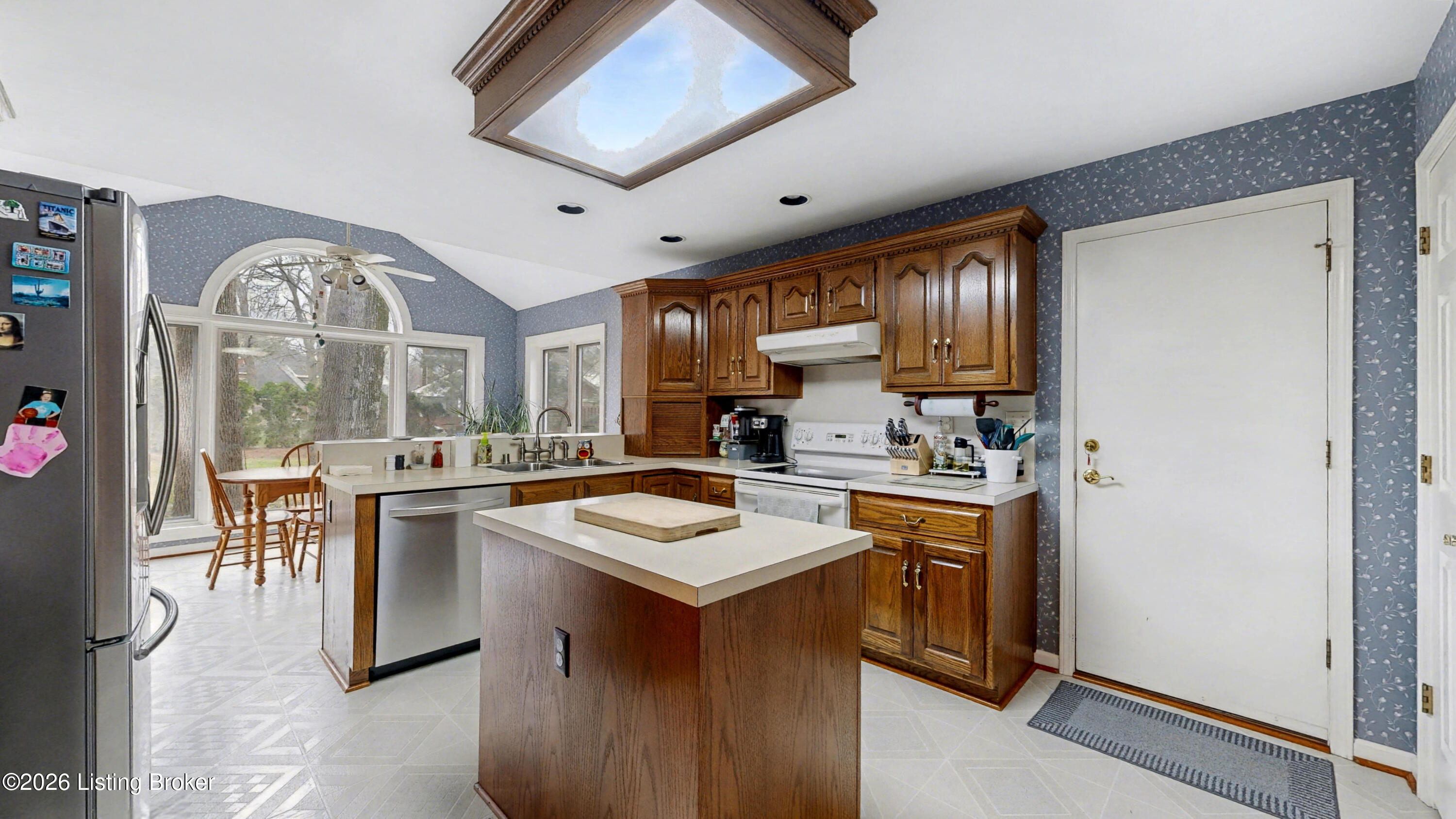 10935 Old Harrods Woods Cir Property Photo 20