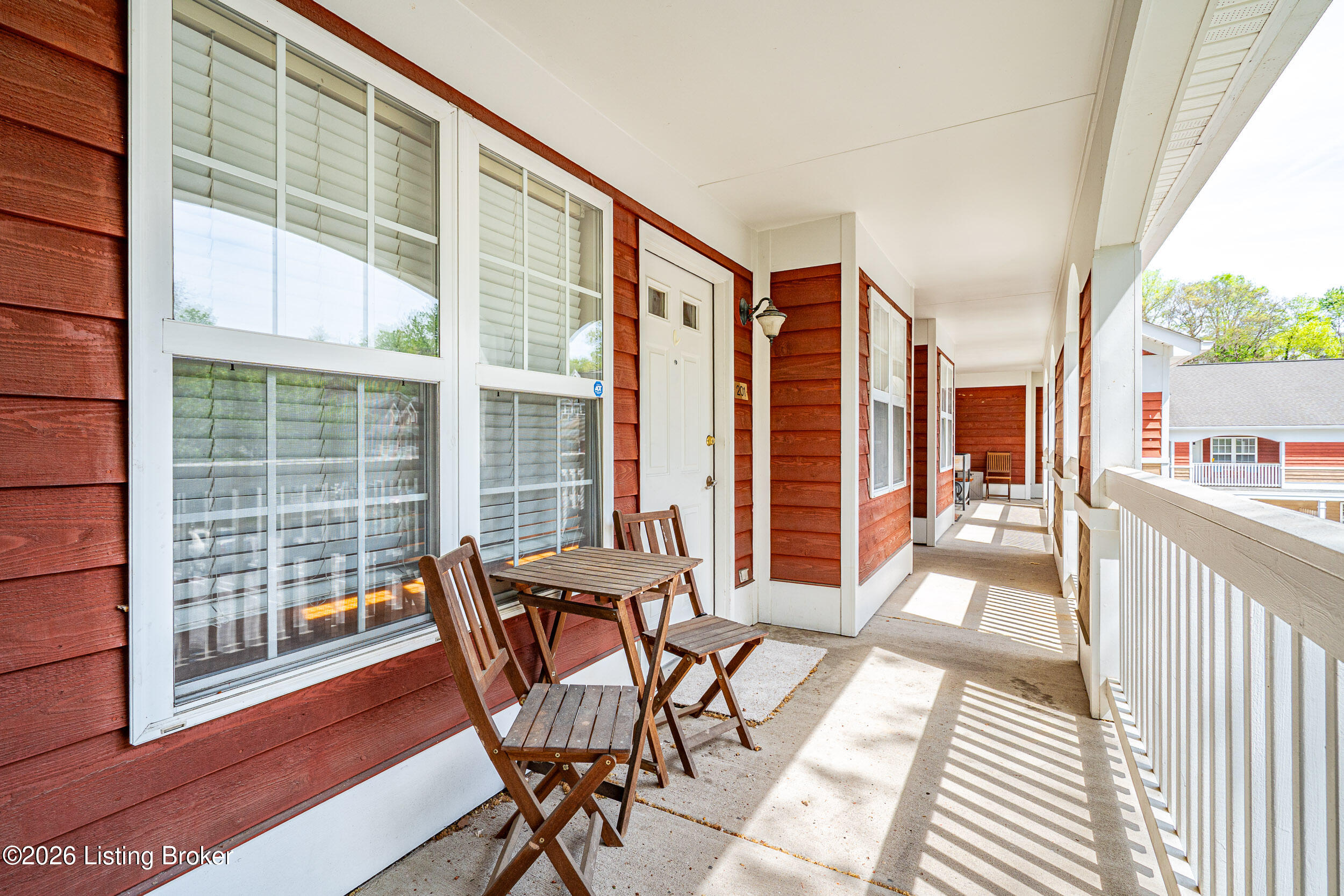 250 Crescent Hill Pl APT 201