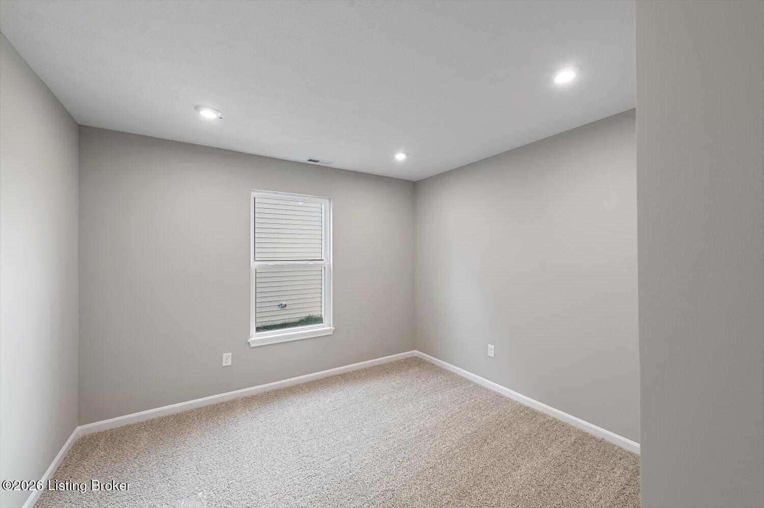 98 Hearthstone Ln Property Photo 12