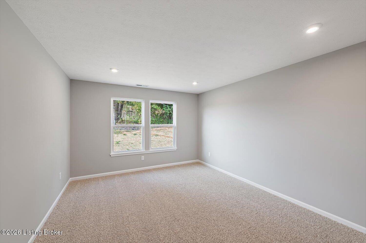 98 Hearthstone Ln Property Photo 13