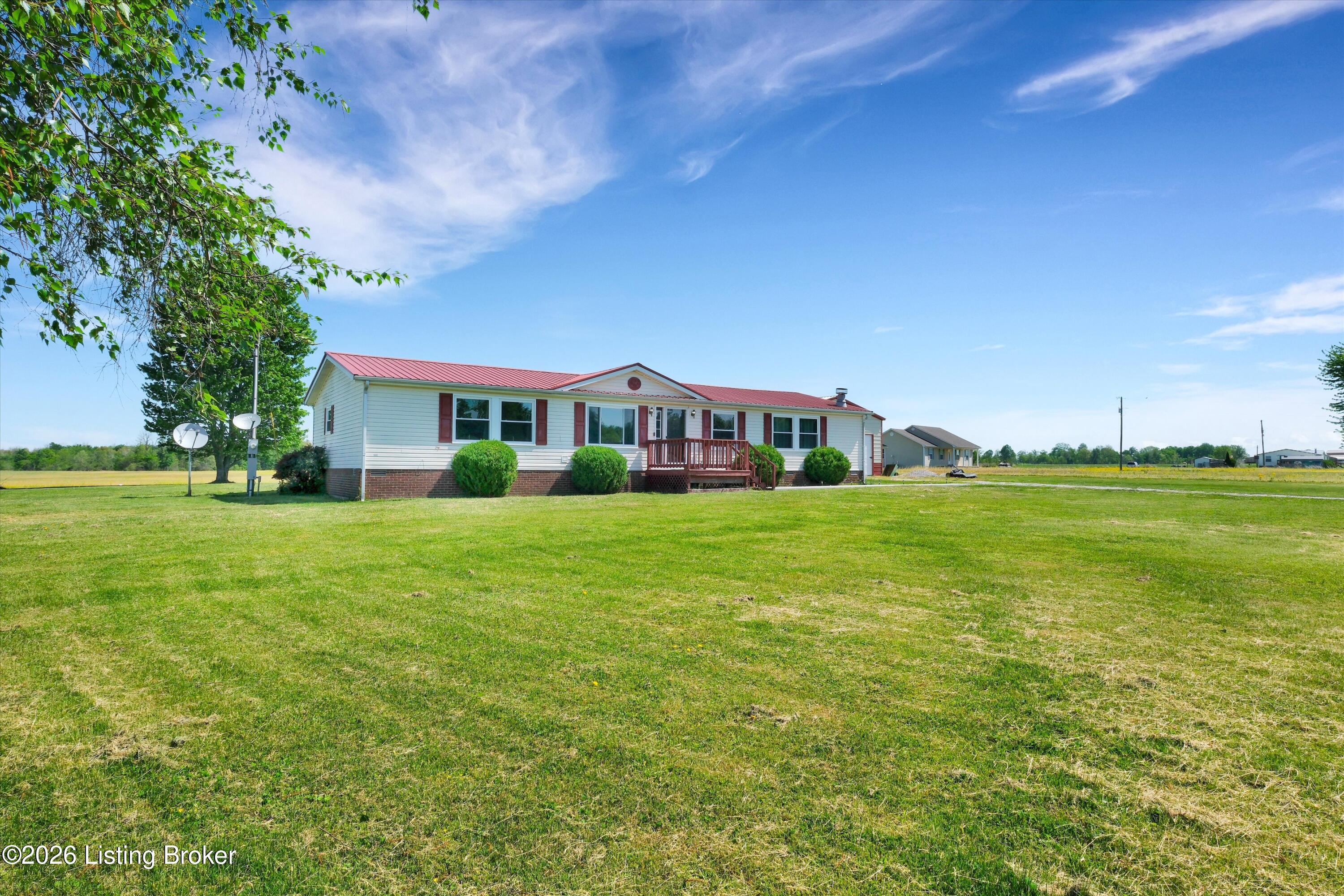1258 Alvin Brooks Rd Property Photo 4