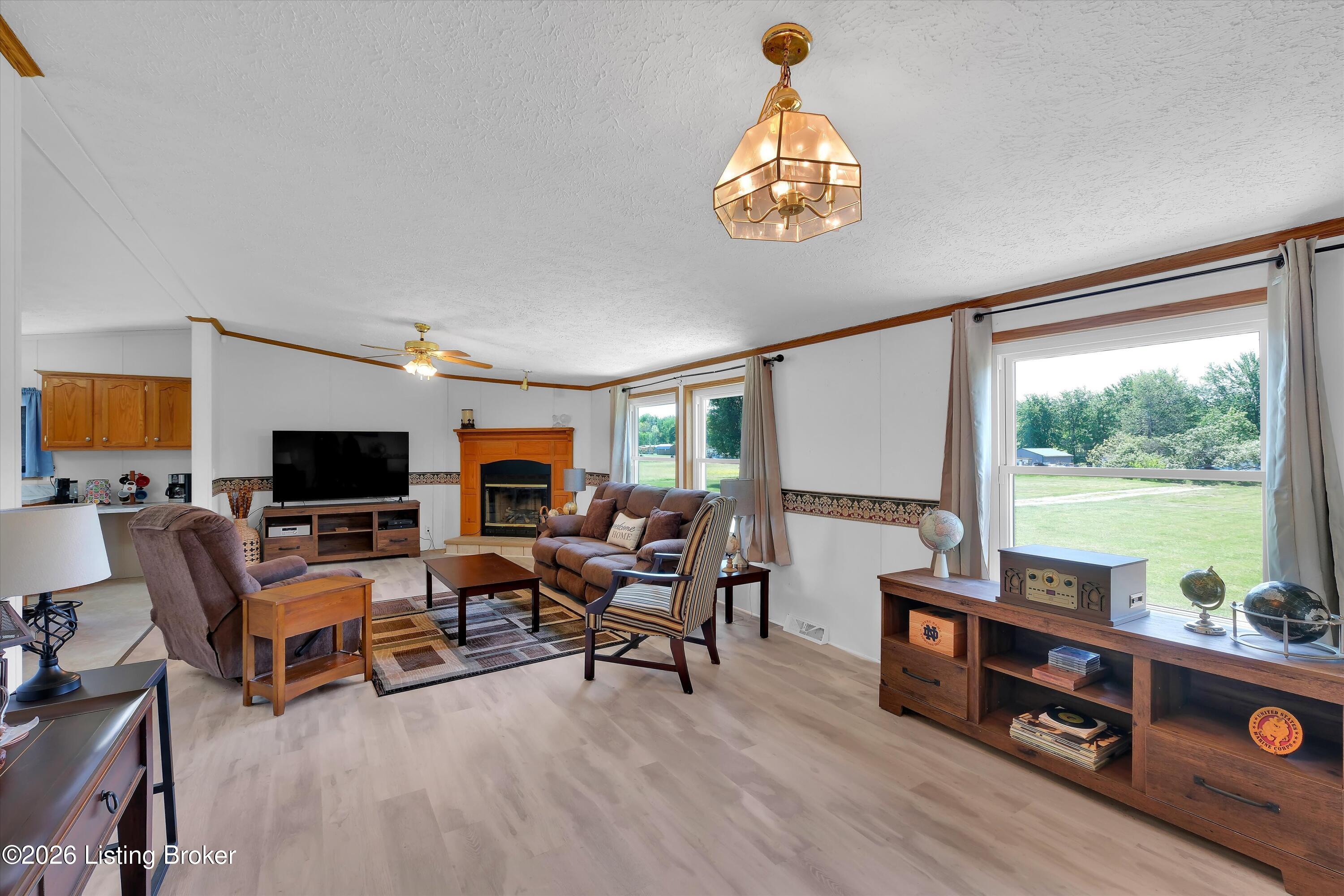 1258 Alvin Brooks Rd Property Photo 8