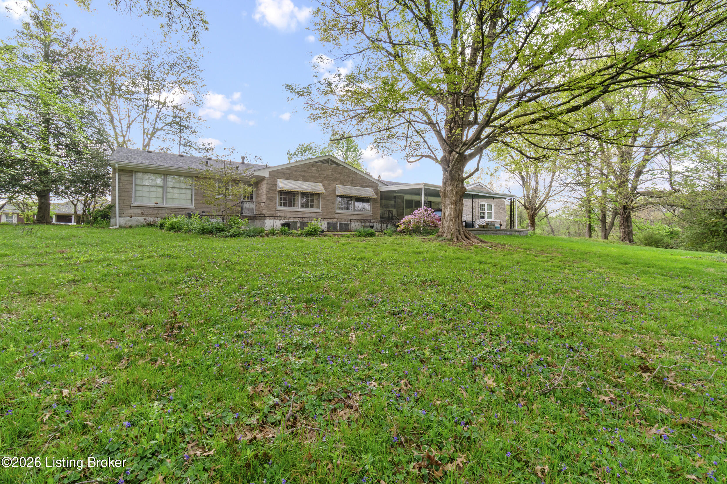 4621 Glen Rose Rd Property Photo 7
