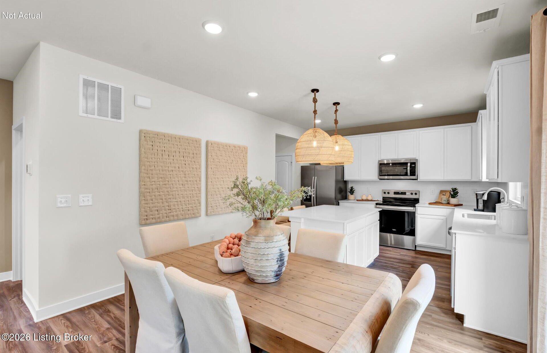 16940 Aiken Rdg Cir Property Photo 11