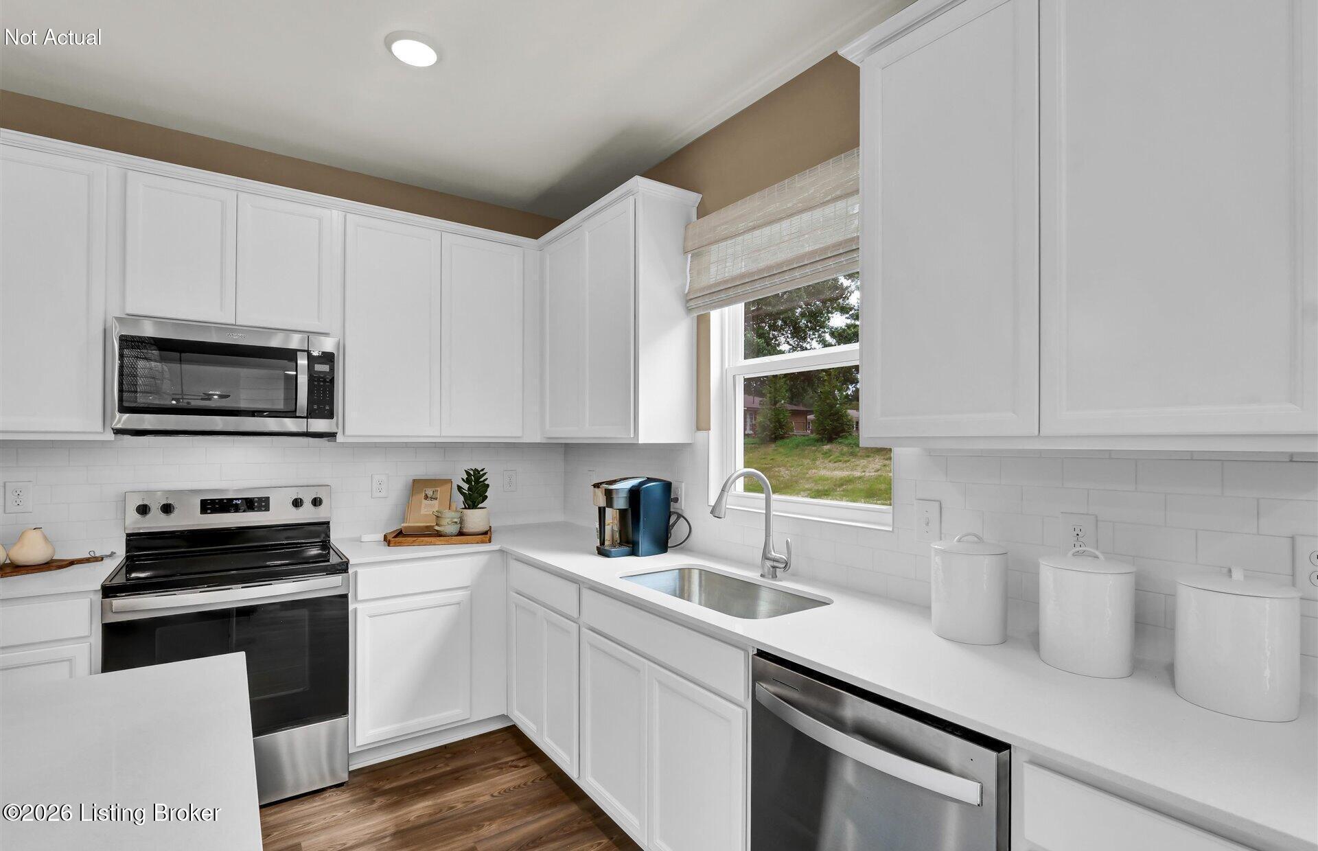 16940 Aiken Rdg Cir Property Photo 17