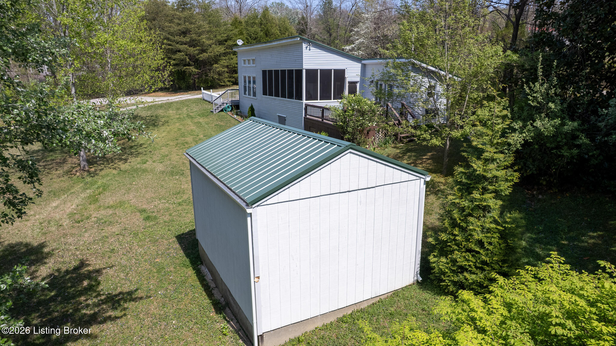 16 Lakeside Dr Property Photo 16