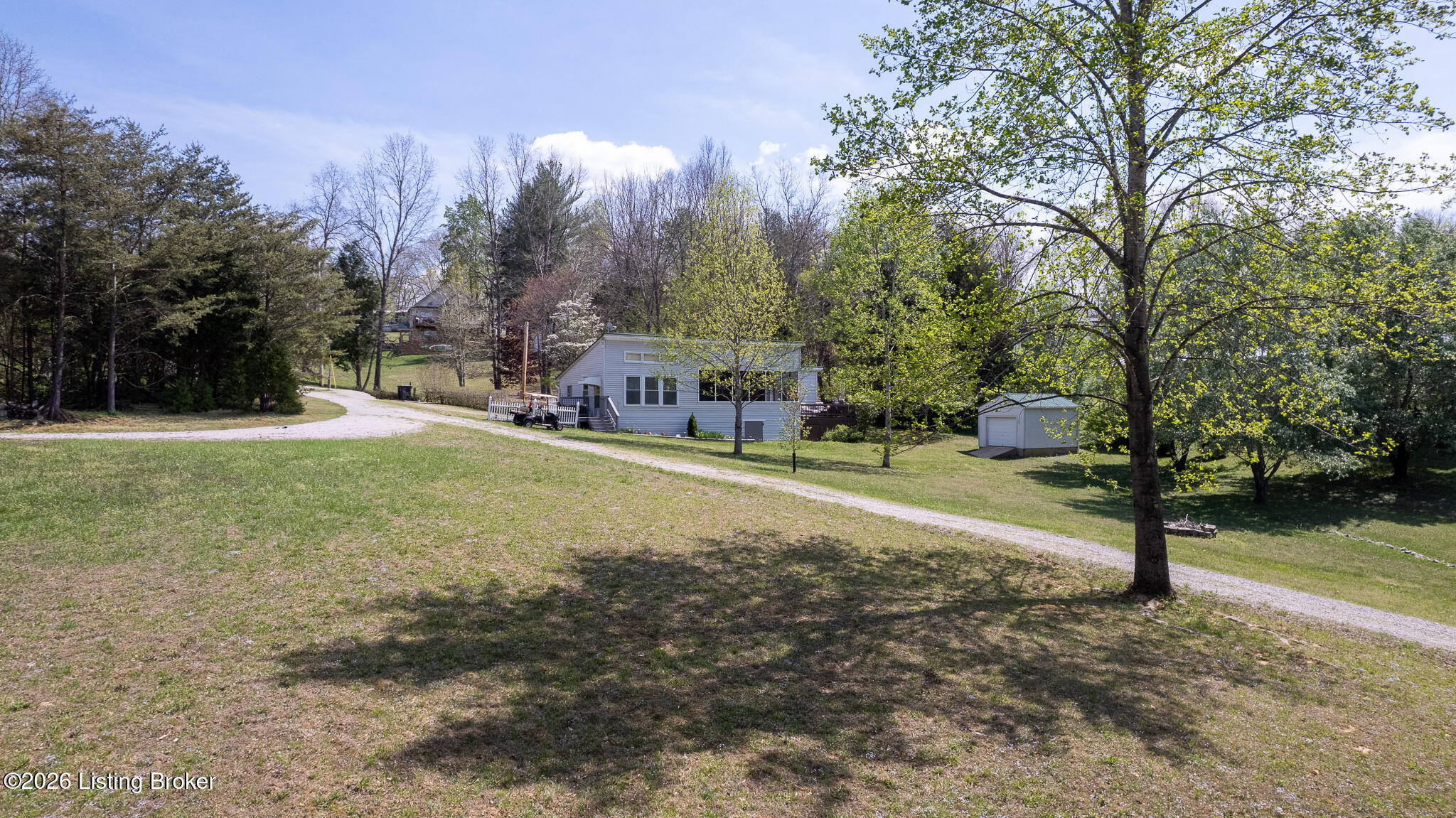 16 Lakeside Dr Property Photo 24