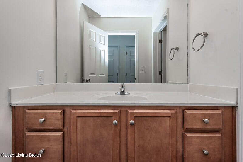 3223 Herman St Property Photo 20