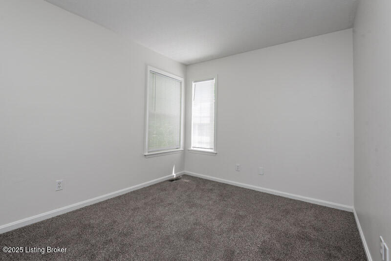 3223 Herman St Property Photo 27