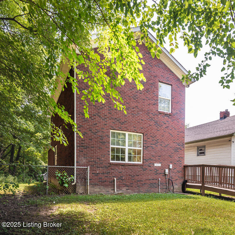 3223 Herman St Property Photo 34