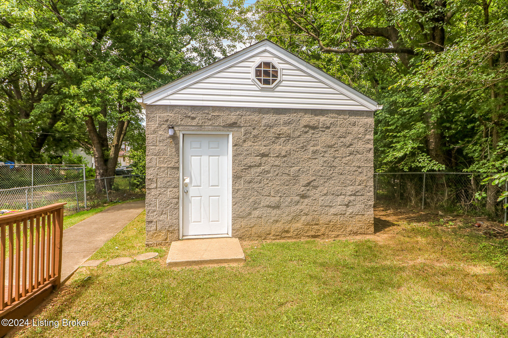 3223 Herman St Property Photo 37