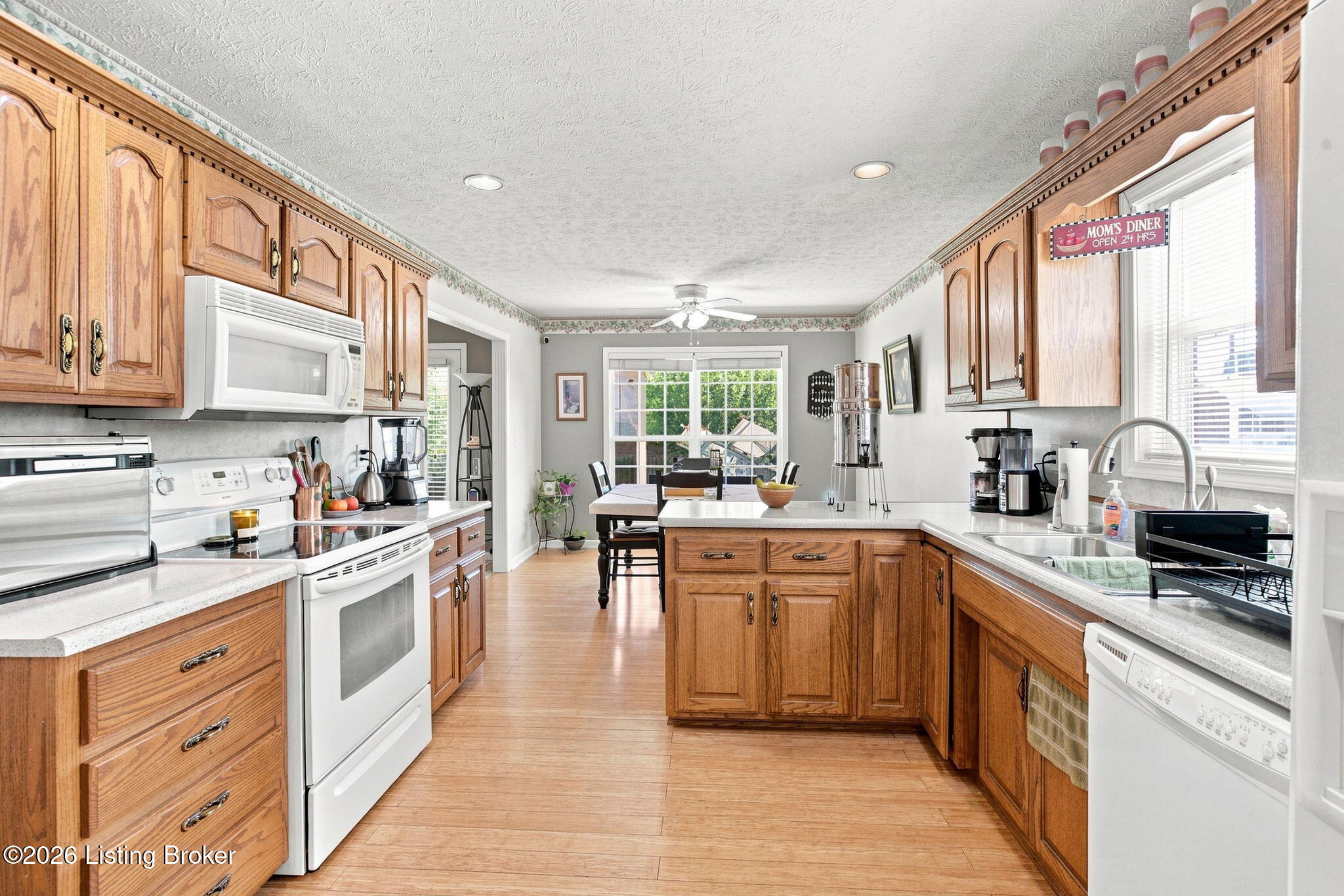 389 Spring House Ln Property Photo 16