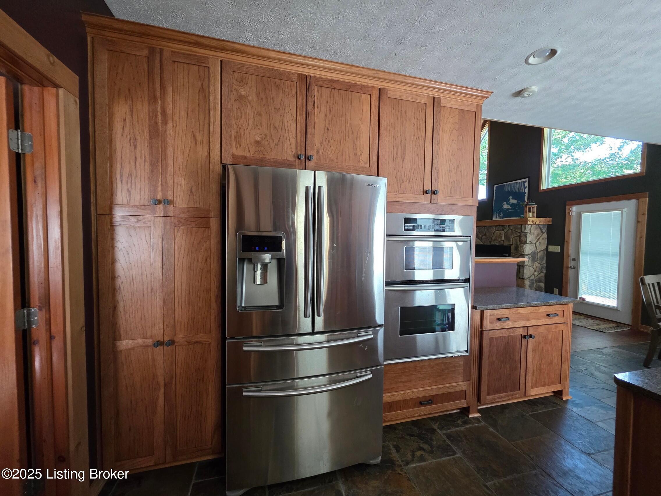 193 Meadowview Ln Property Photo 10