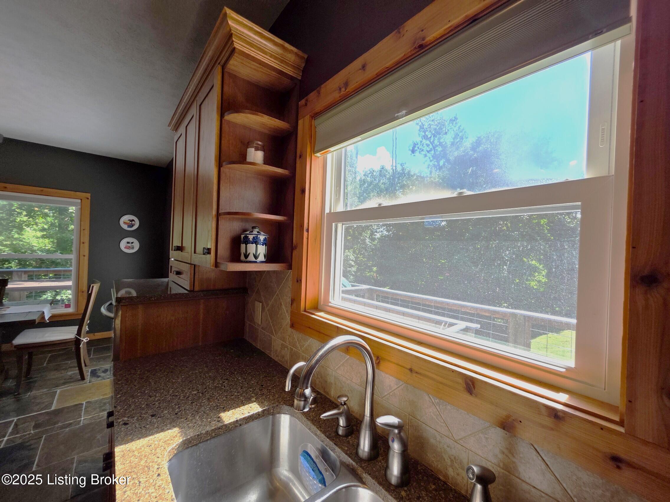 193 Meadowview Ln Property Photo 15