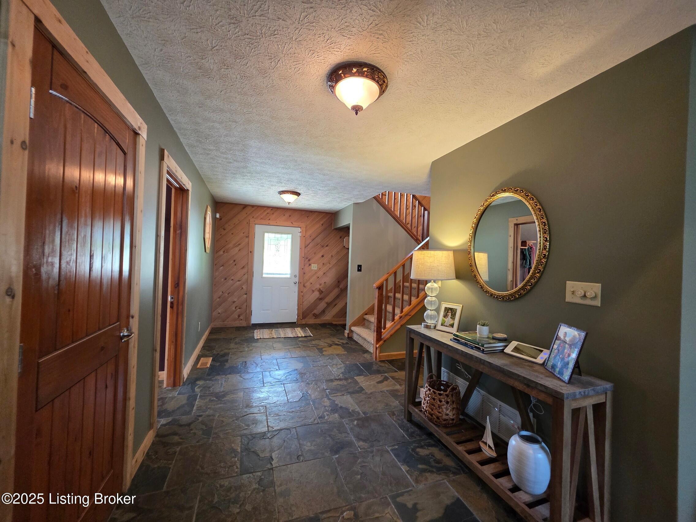 193 Meadowview Ln Property Photo 30
