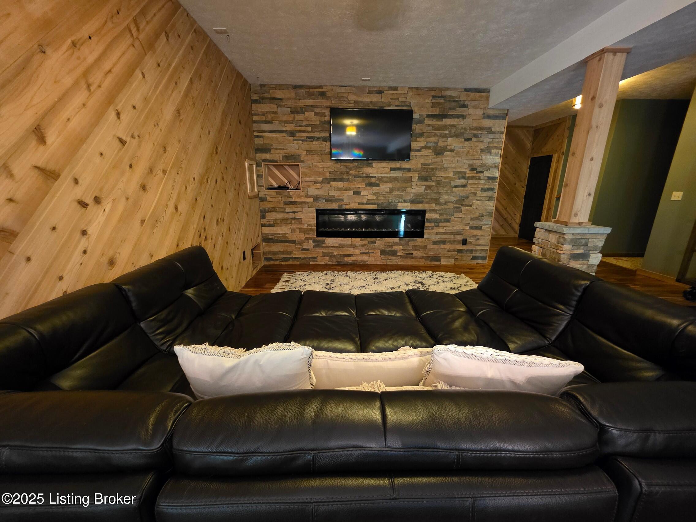 193 Meadowview Ln Property Photo 43