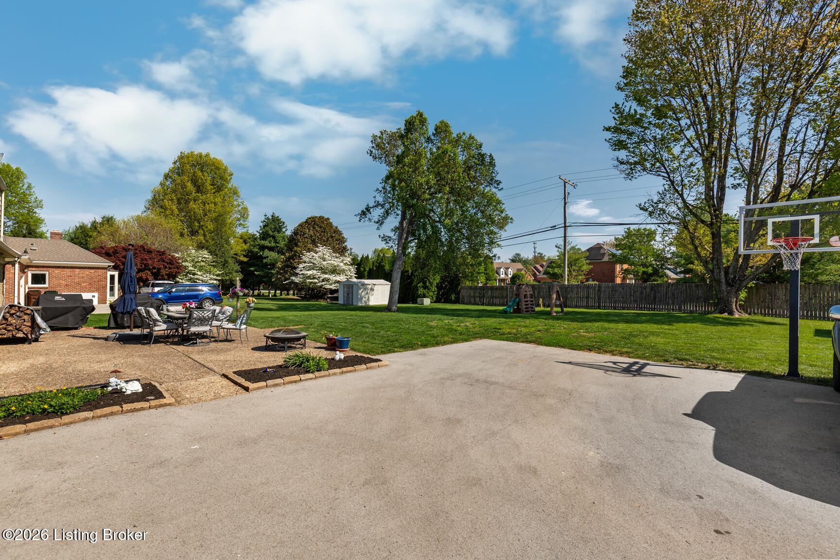 3203 Morningview Dr Property Photo 31