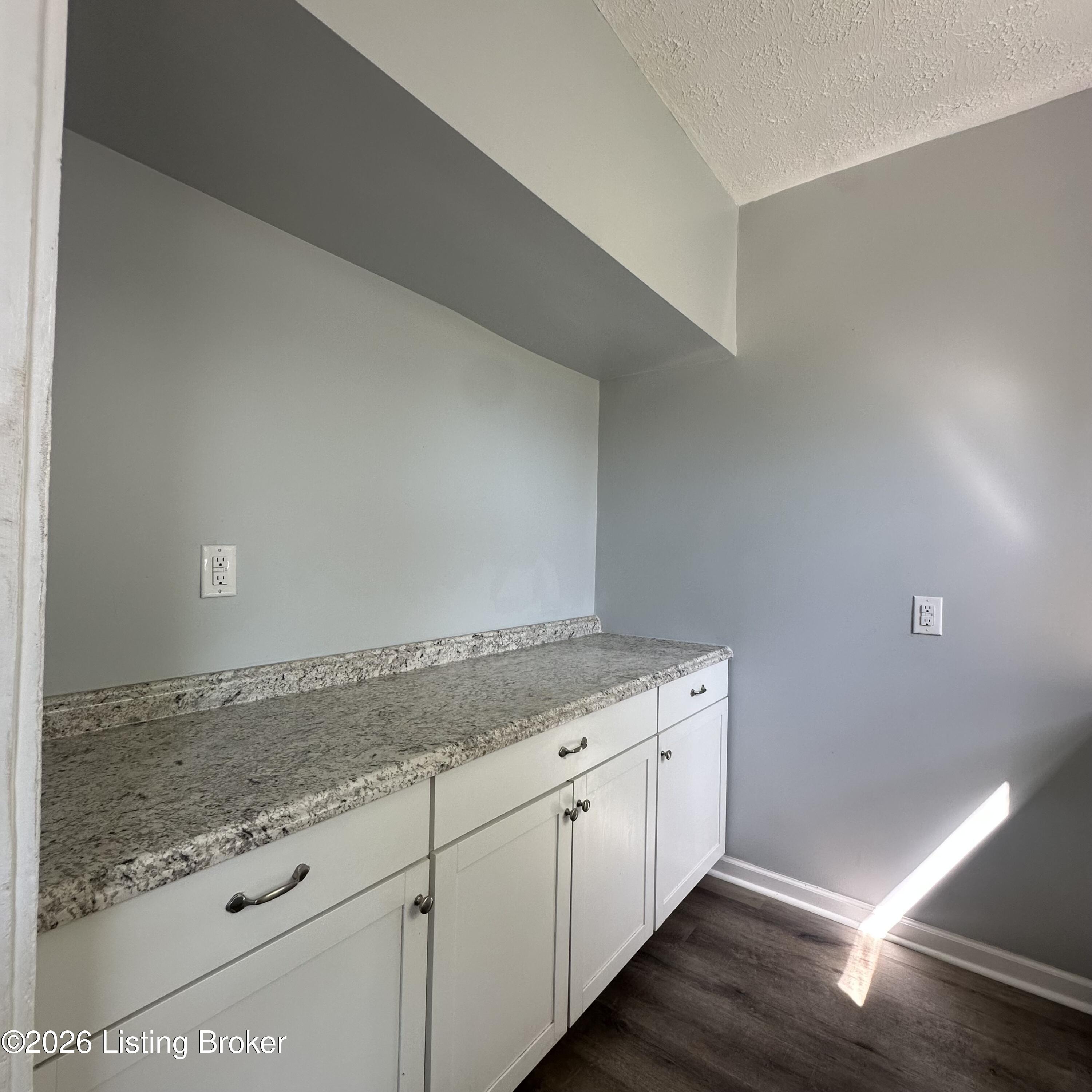 809 Sutcliffe Ave Property Photo 6