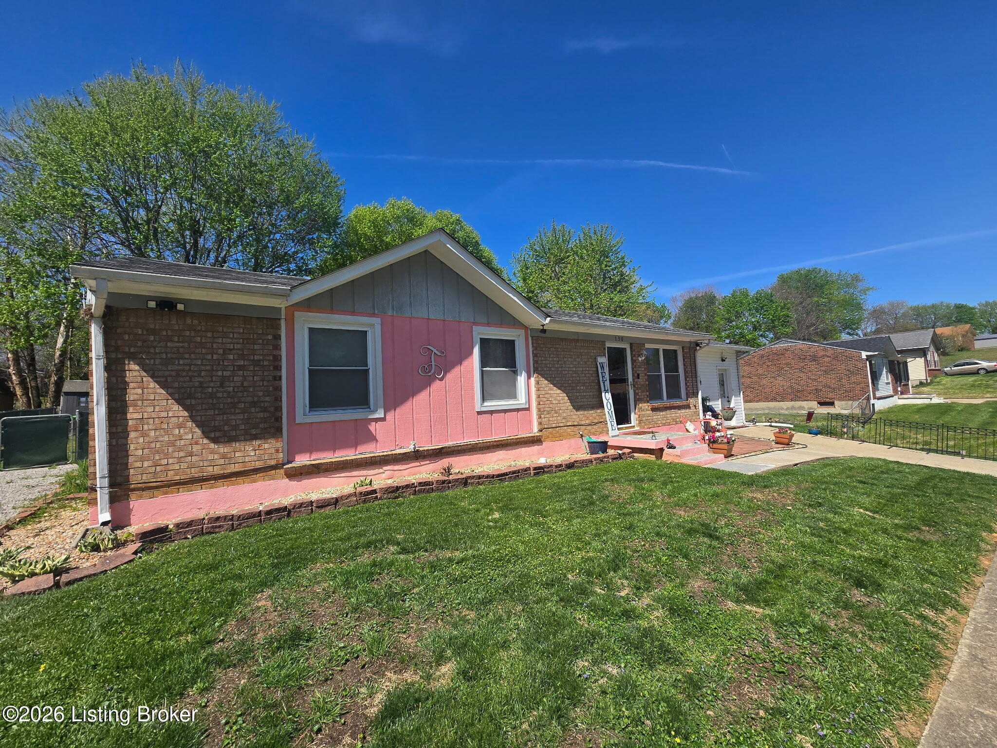 130 Bivins Ct Property Photo 2