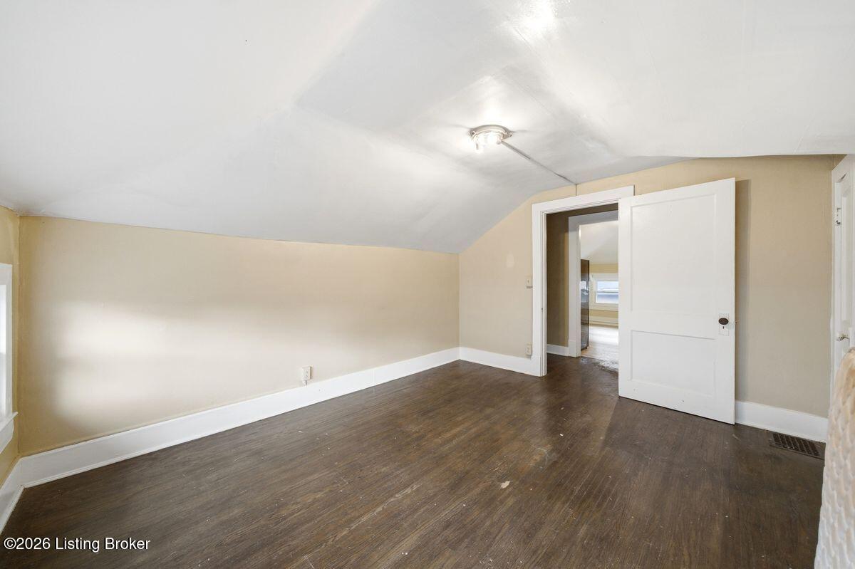 2114 Bonnycastle Ave Property Photo 37