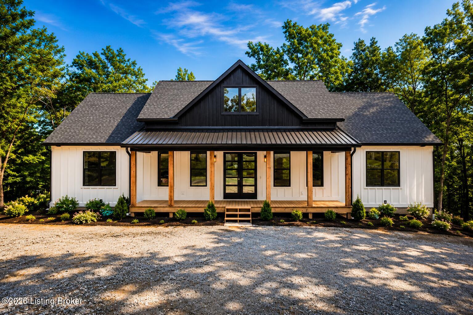200 Vivienne Trace Property Photo 1