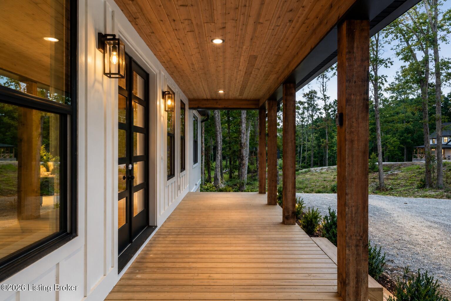 200 Vivienne Trace Property Photo 2