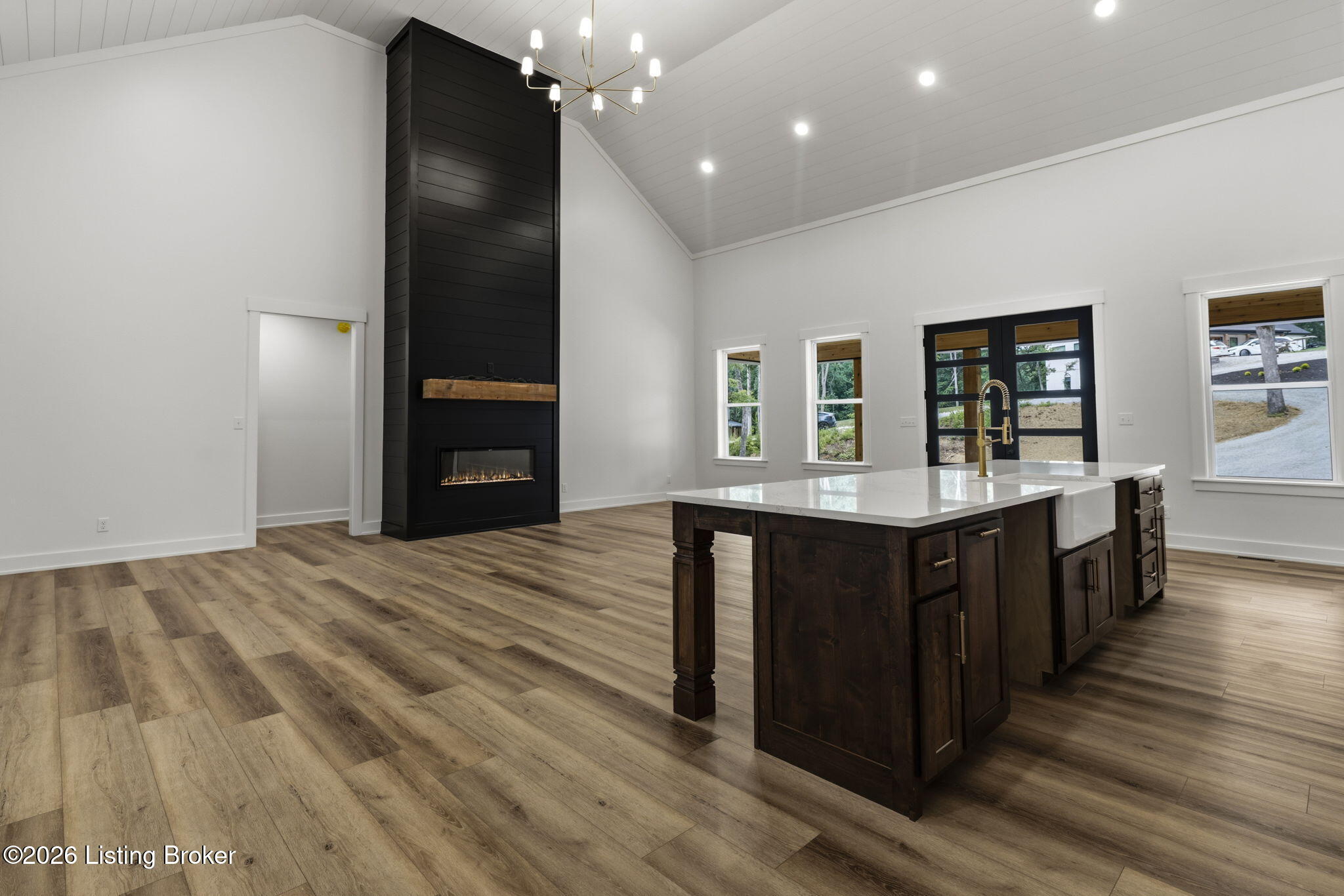 200 Vivienne Trace Property Photo 7