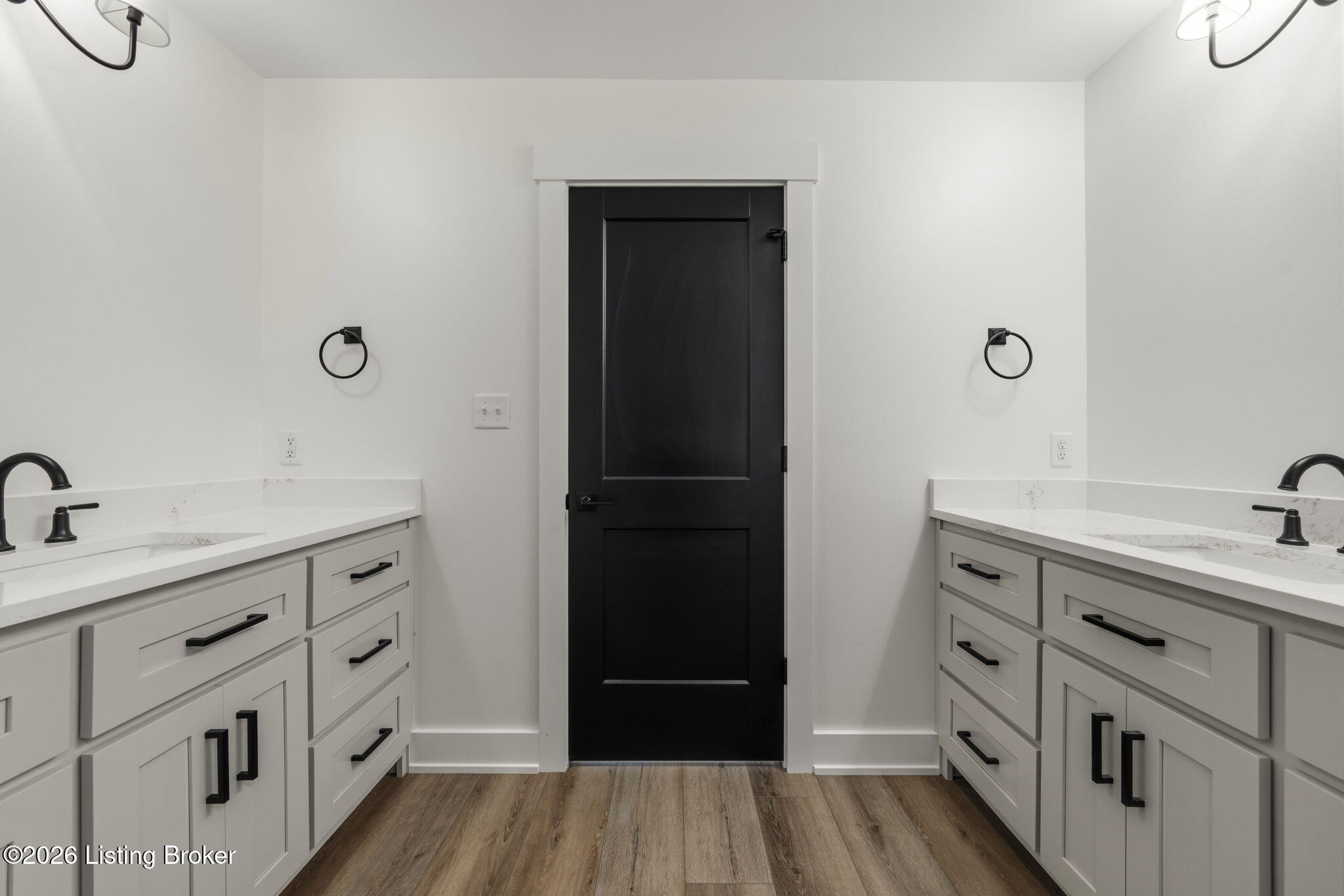 200 Vivienne Trace Property Photo 11