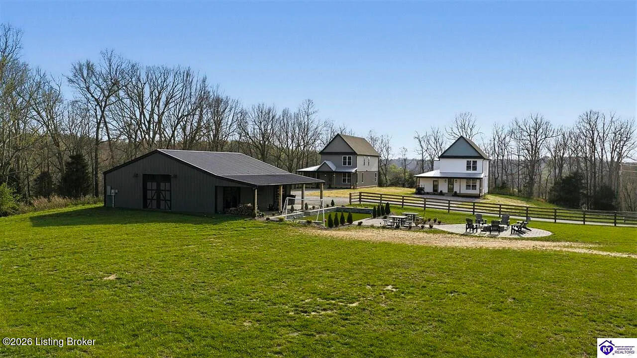 200 Vivienne Trace Property Photo 30