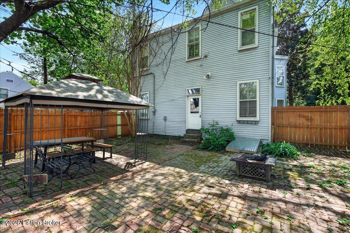227 E Ormsby Ave Property Photo 39