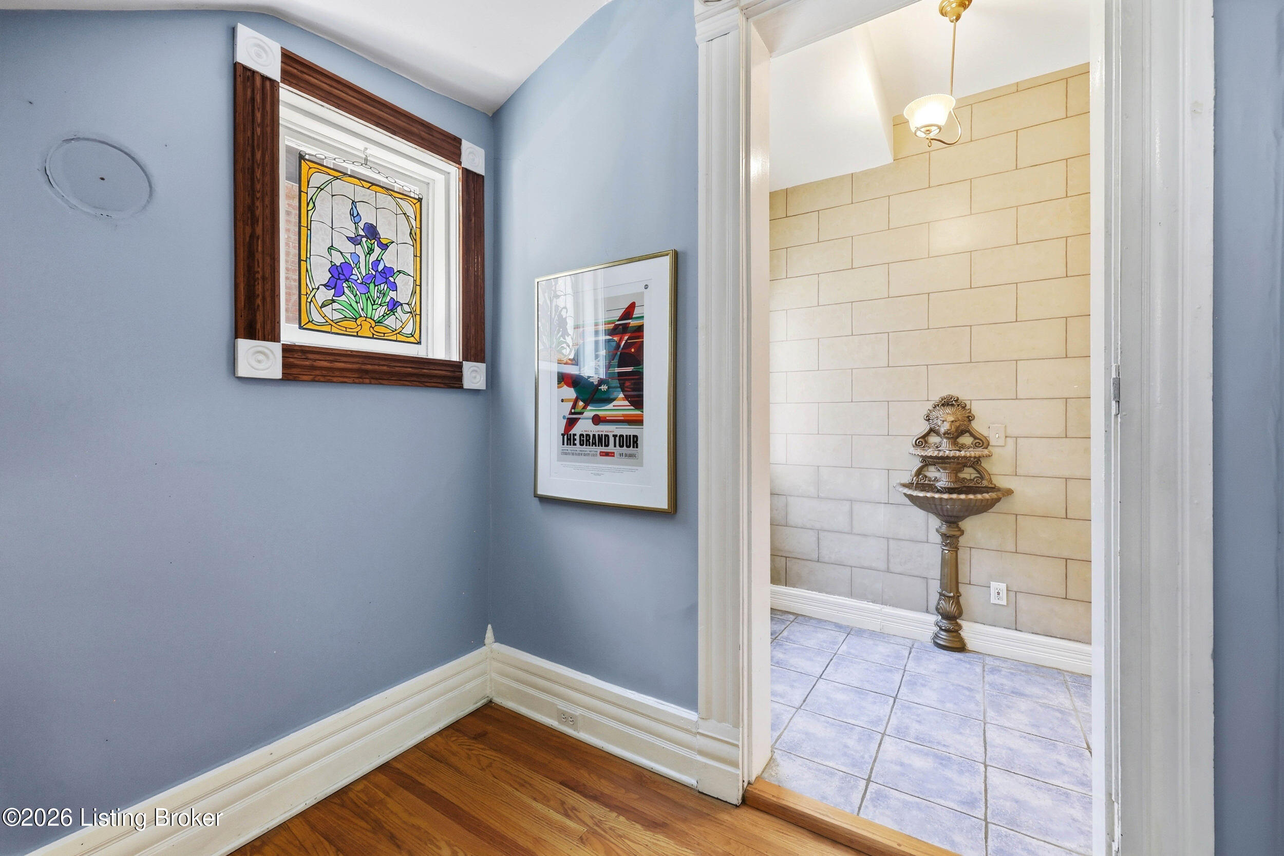 122 W Ormsby Ave Property Photo 12