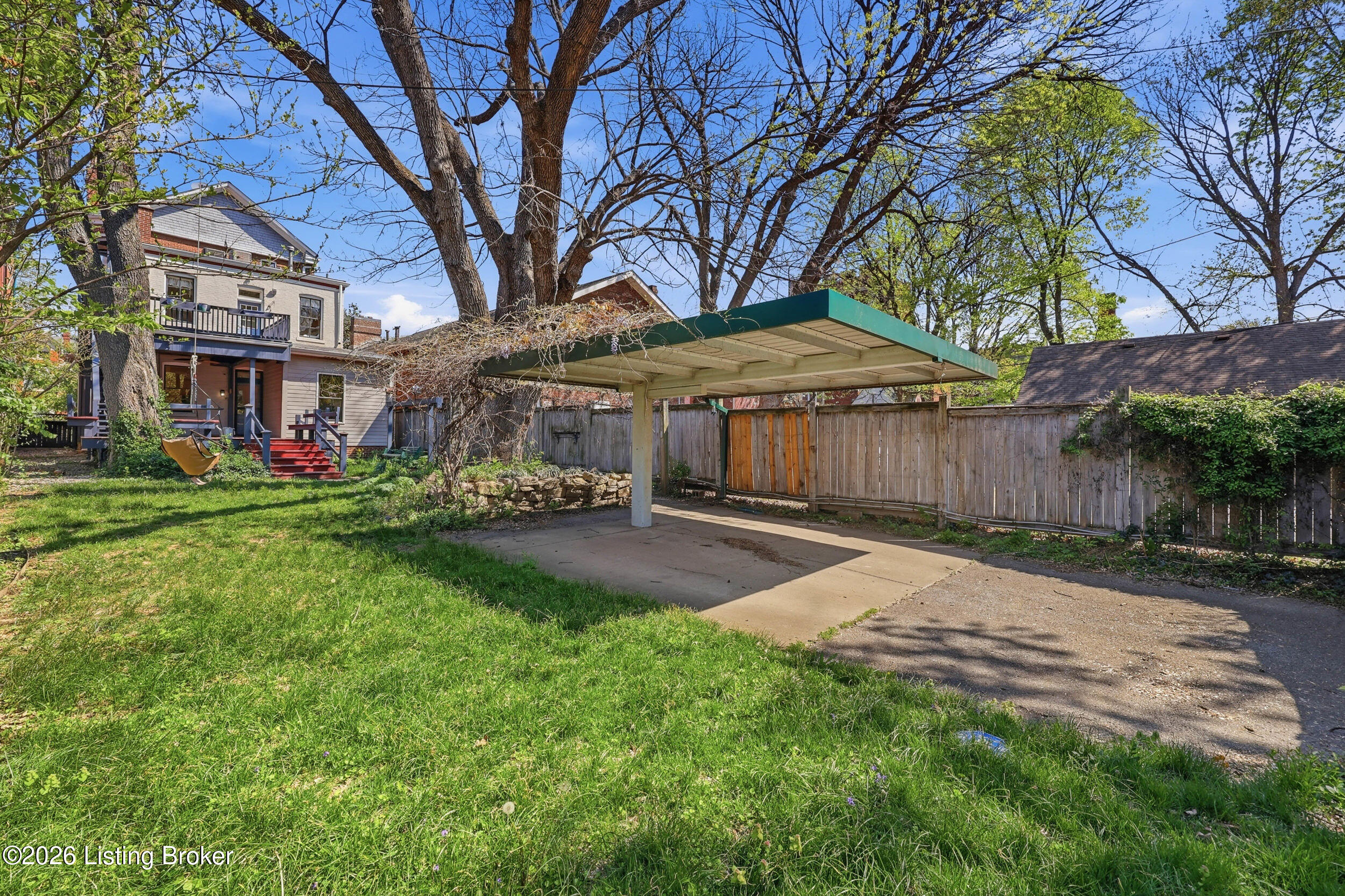 122 W Ormsby Ave Property Photo 48