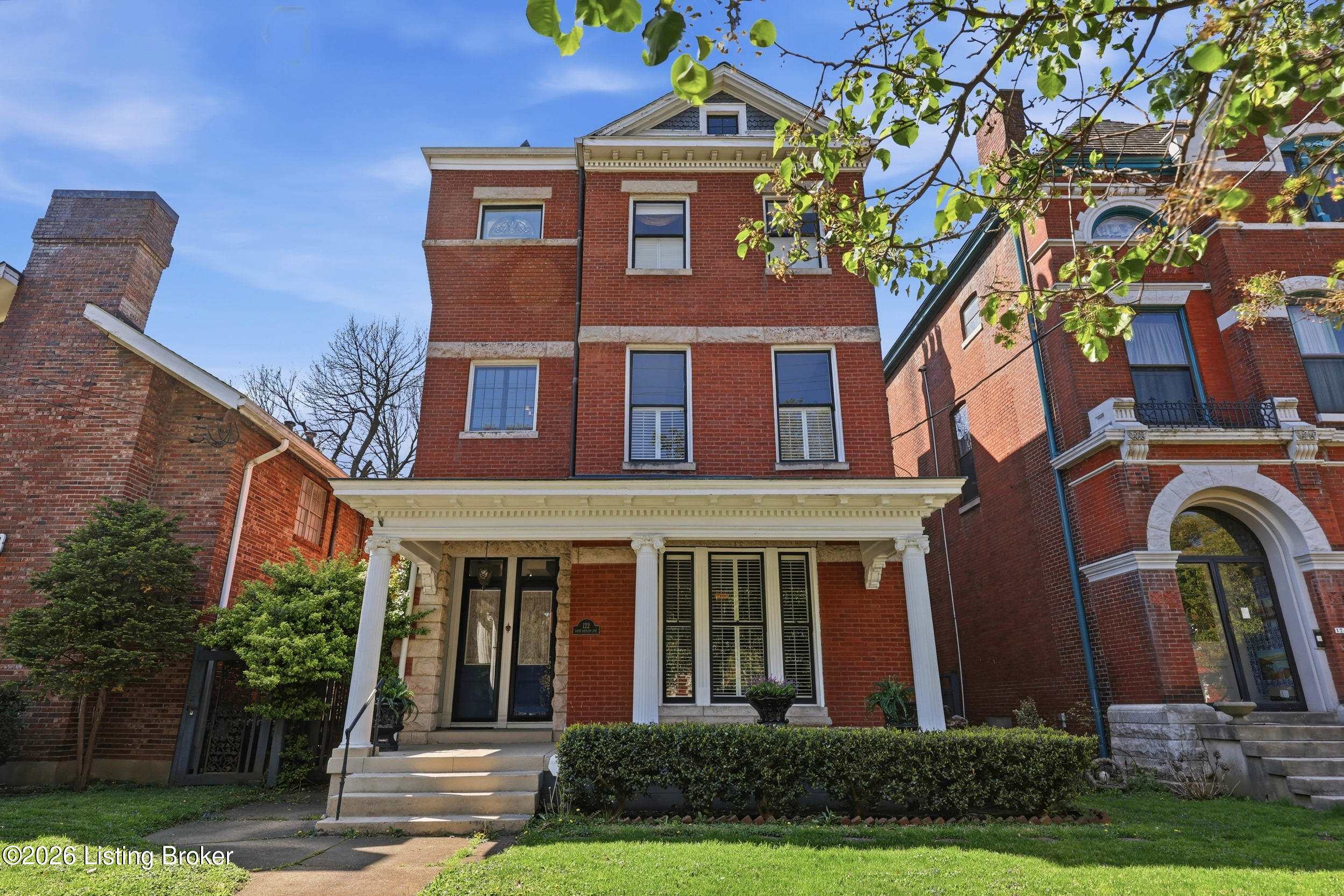 122 W Ormsby Ave Property Photo 49