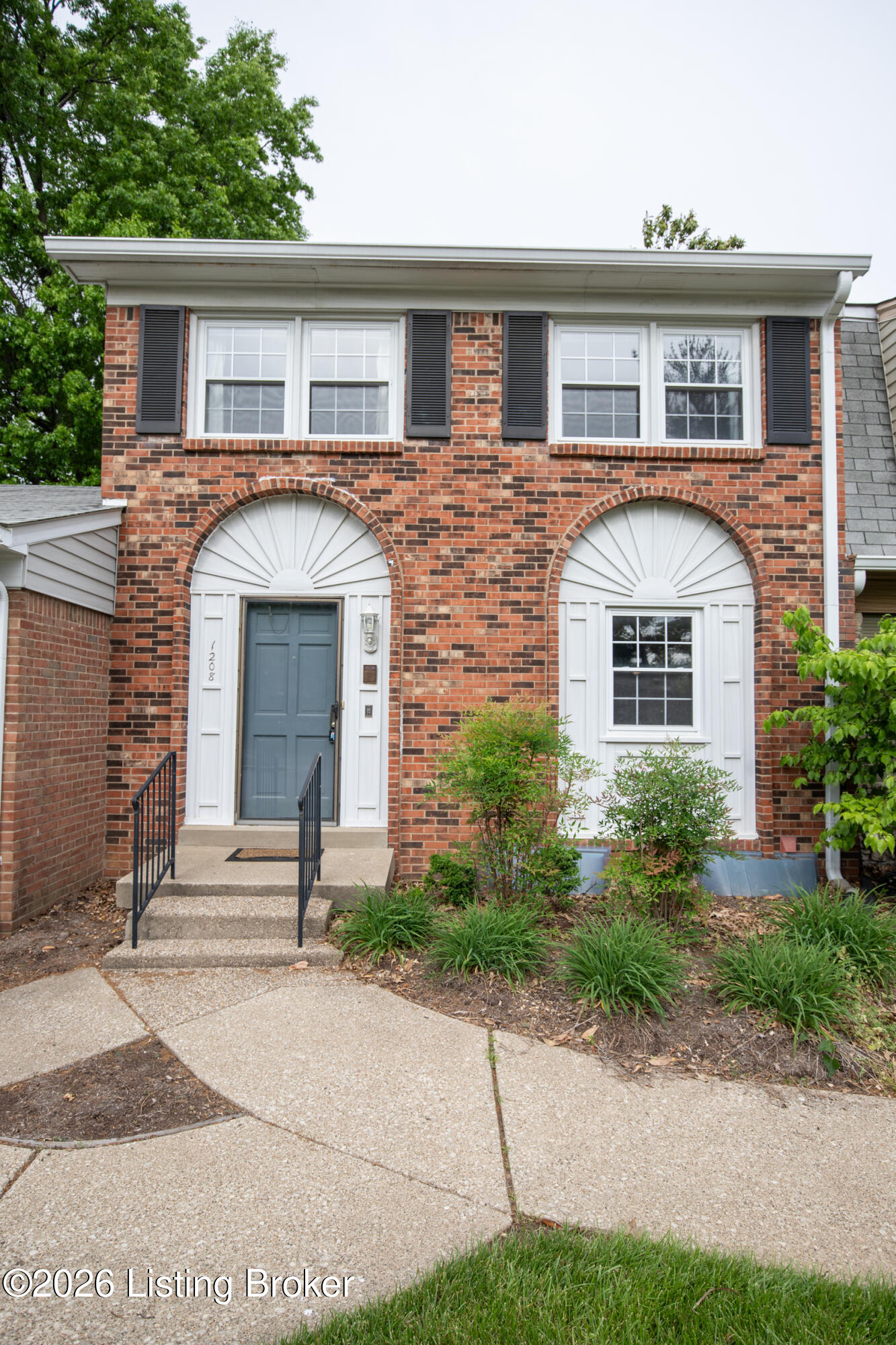 1208 Dalmally Ct Property Photo 1