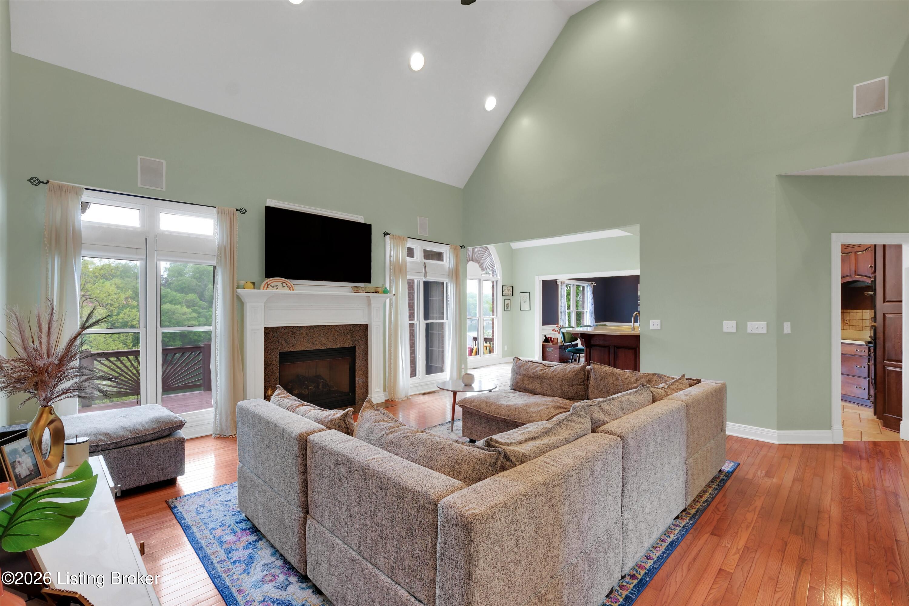 302 Hampton Rd Property Photo 8